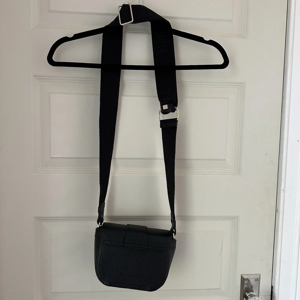 TRUE RELIGION Mini Flap Logo Crossbody Bag Black Gold Horseshoe Adjustable Strap